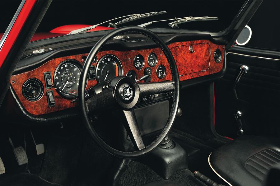 Торпедо Triumph TR5 1967 года  (фото 4 из 7)